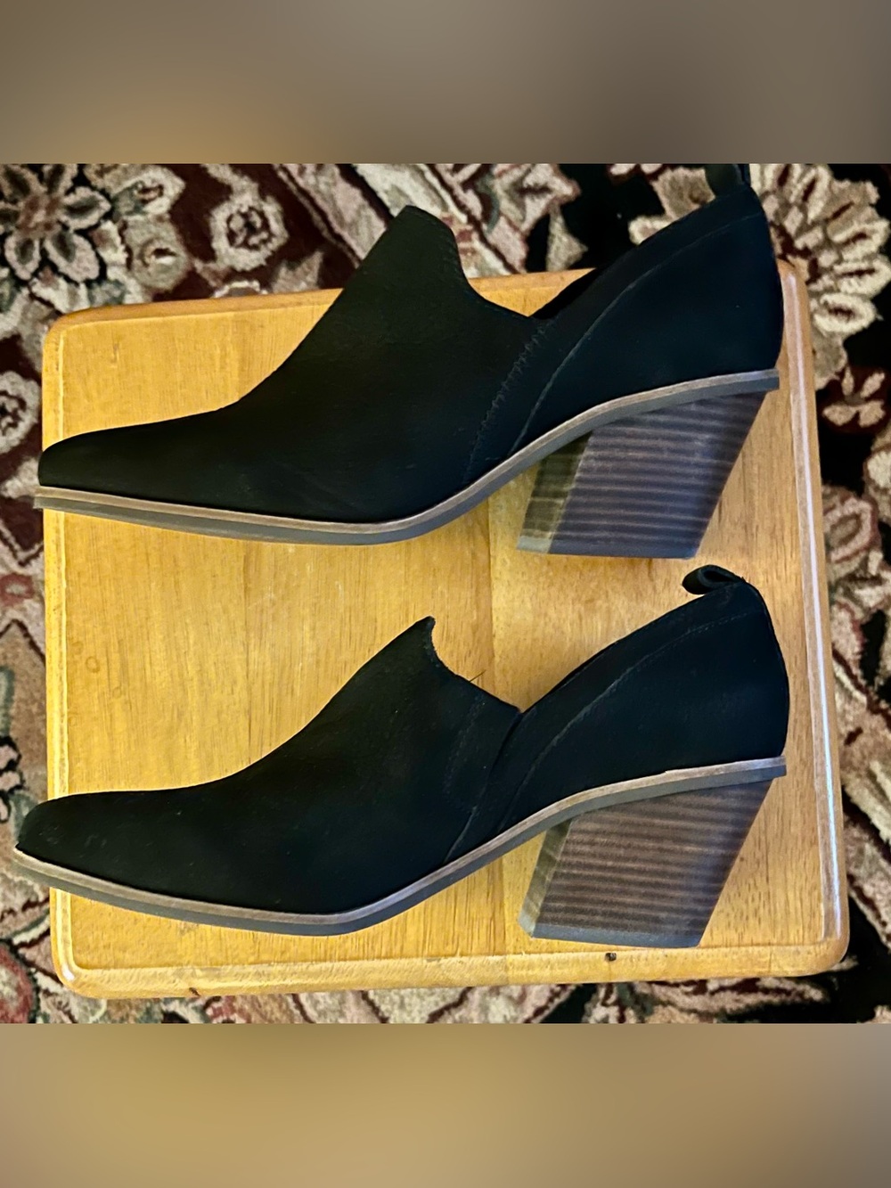 Lucky Brand Black Sloes.Low Cut Stacked Heel  10M